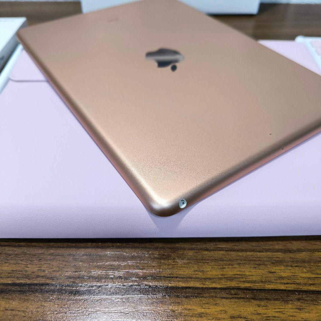 白雪姫 iPad 第6世代 128GB ケースとキーボード、タッチペン