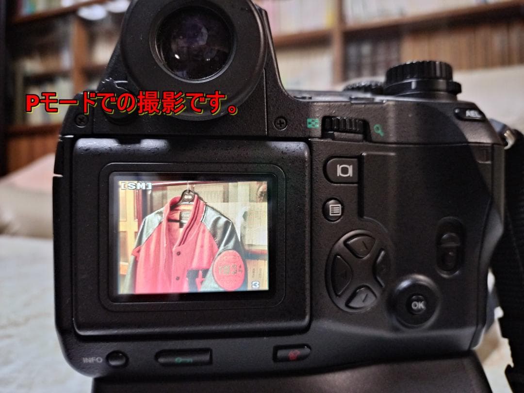 【名機F2.0大口径】オリンパス CAMEDIA E-20 縦型グリップ付