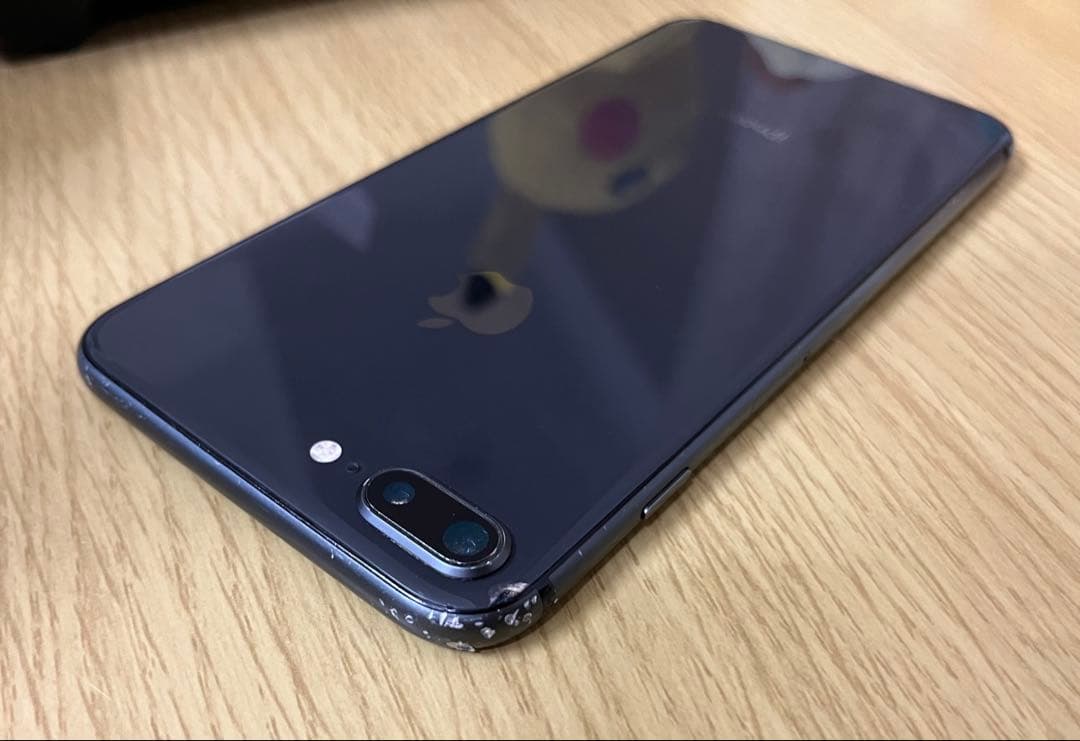 iPhone8plus 箱付き本体(アクセサリ無し)