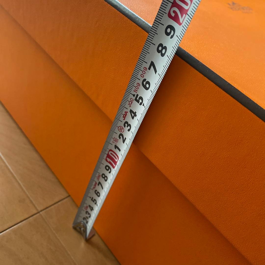 HERMES オレンジ 色　空箱