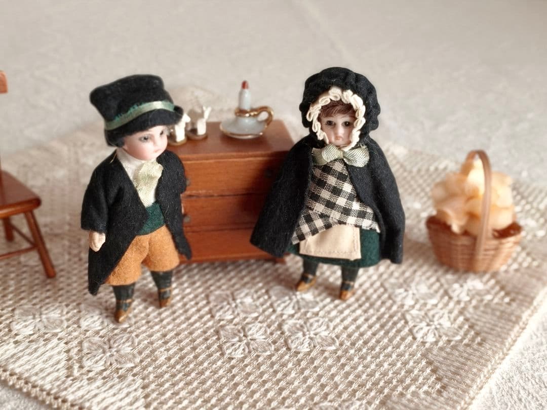 【チョコメルさま】antique doll ❀ ミニョネット チェック柄の女の子