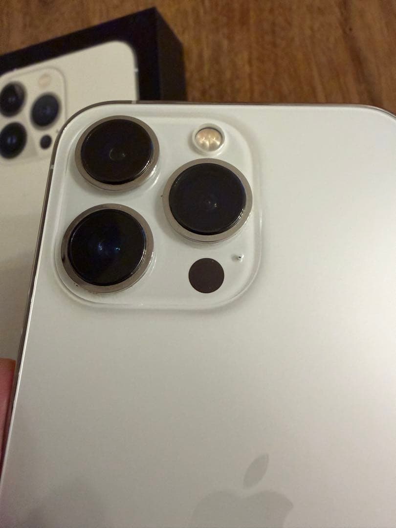 【美品】Apple iPhone 13 pro 256GB シルバー