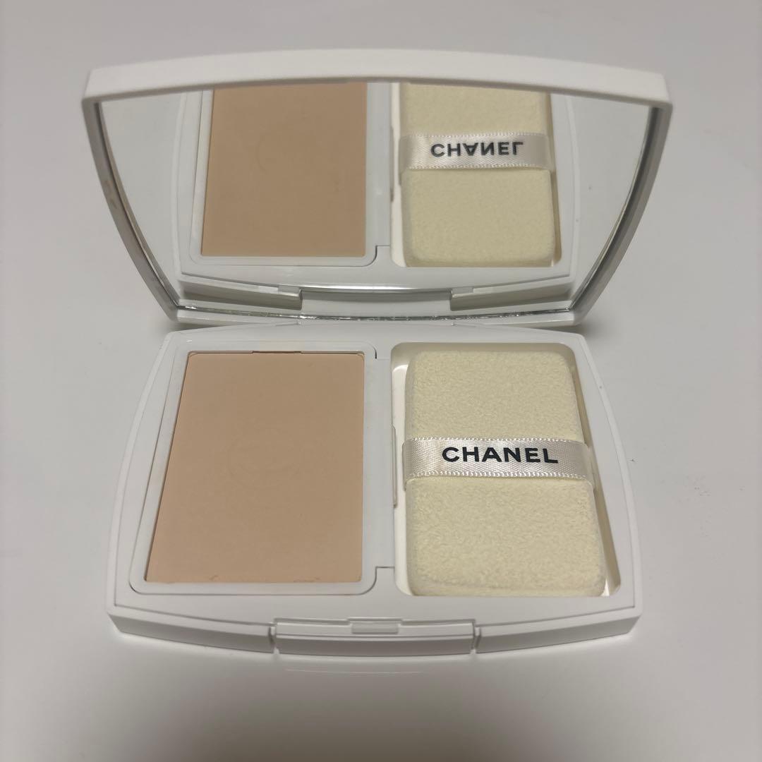 CHANEL LE BLANC パウダーファンデーション BD01 カバー付き