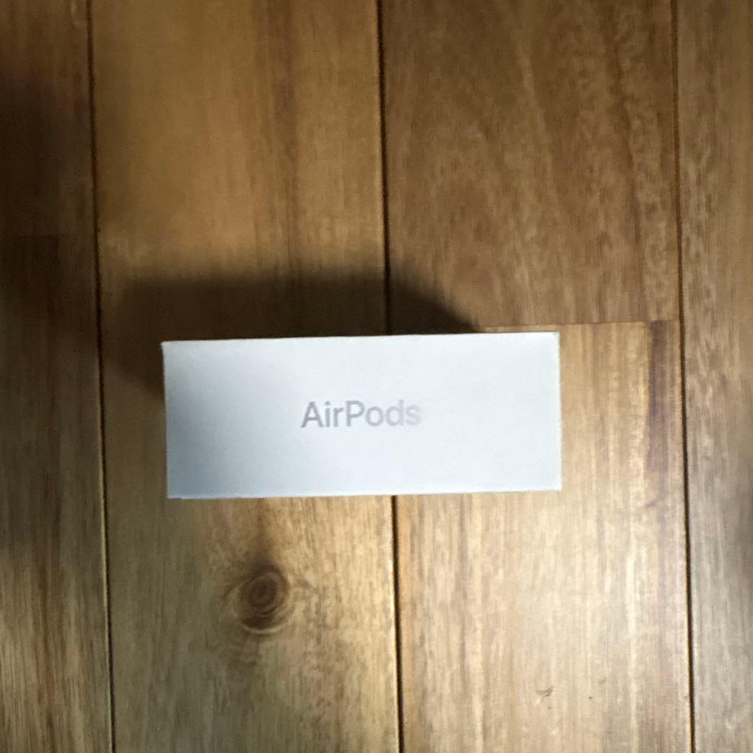 T*n様 AirPods 4 です。新品完全未開封！