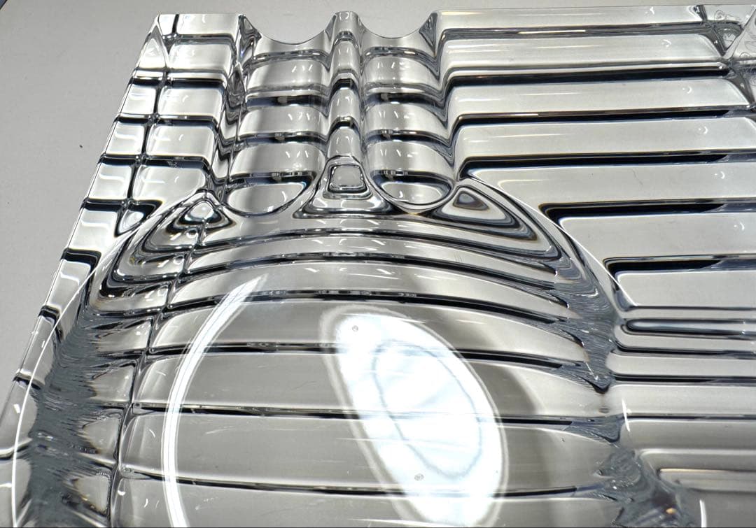 Baccarat クリスタルガラス灰 目 BACCARAT ・新品、未使用