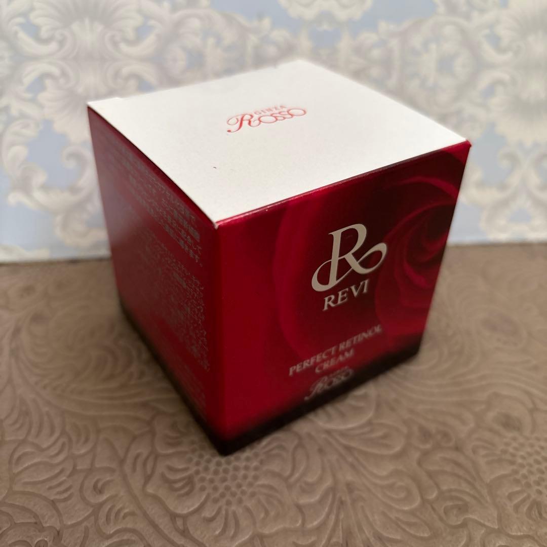 新出品⭐︎REVI ルヴィ⭐︎パーフェクトレチノールクリーム
