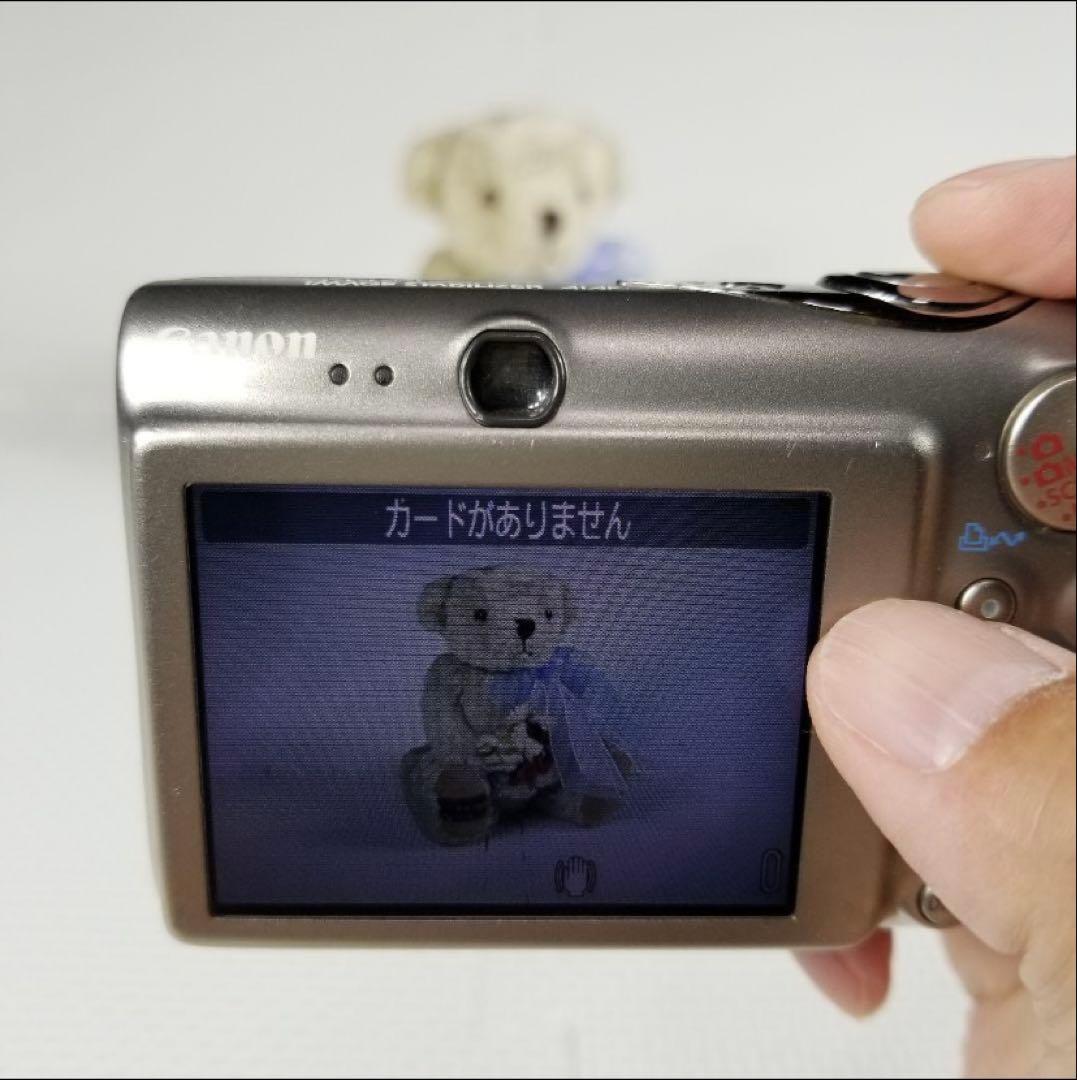 Canon IXY DIGITAL 2000 IS 本体と付属品