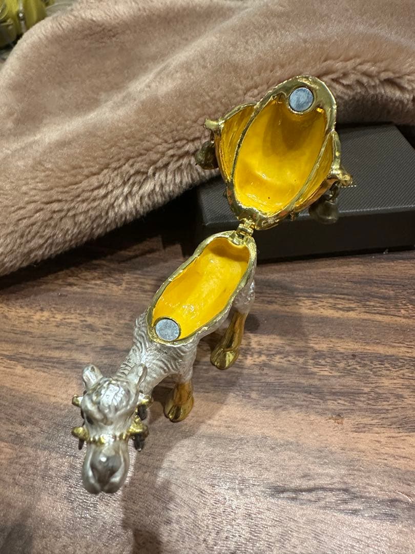 インド産　らくだの置物 2体セット