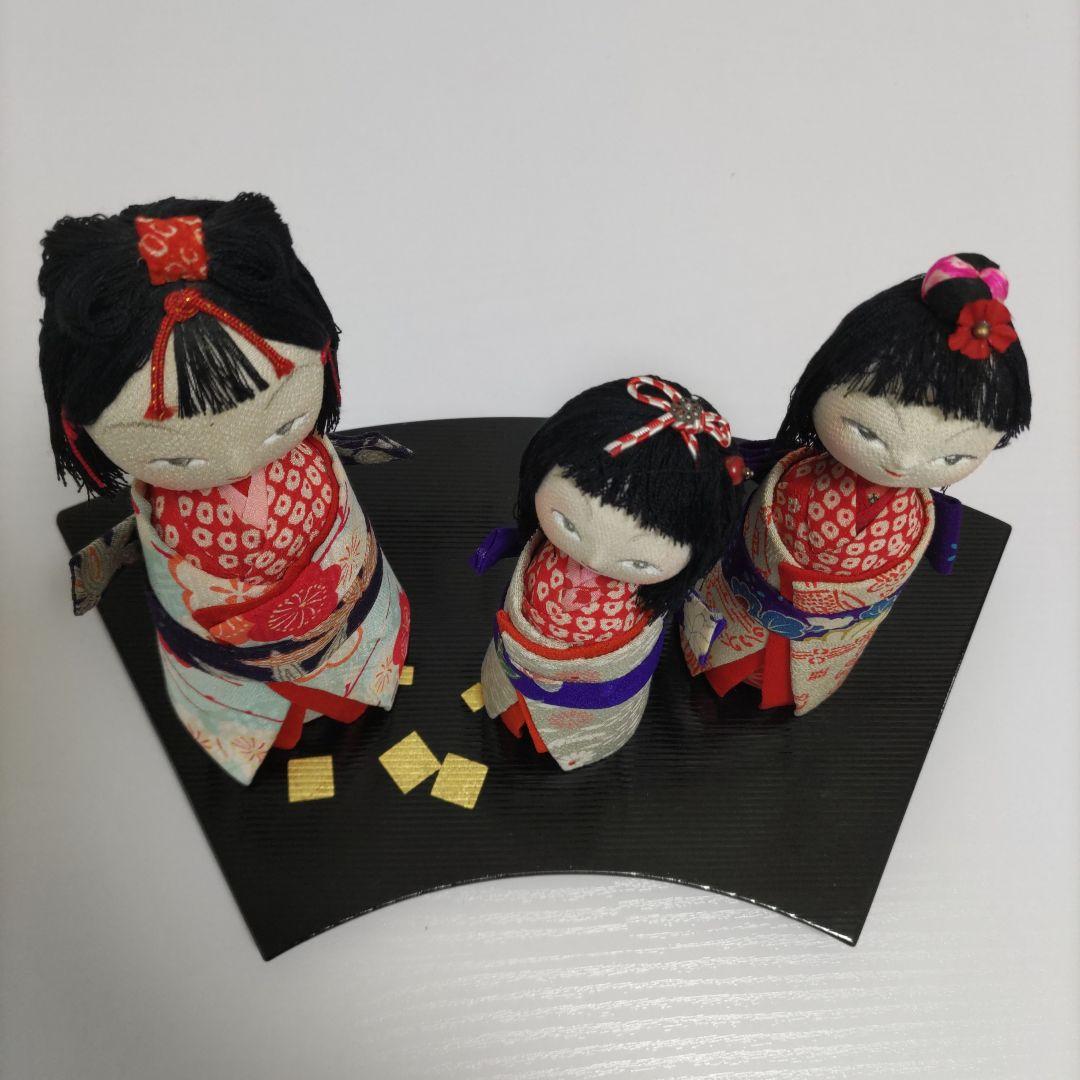 縮緬創作人形ひな祭り 三姉妹　こけし