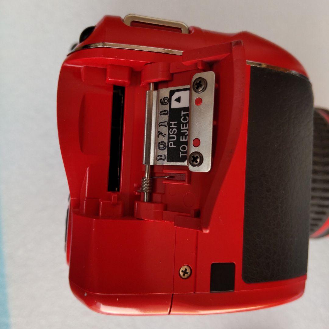 綺麗なレッド色の美品です。PENTAX K-x デジタル一眼レフカメラ