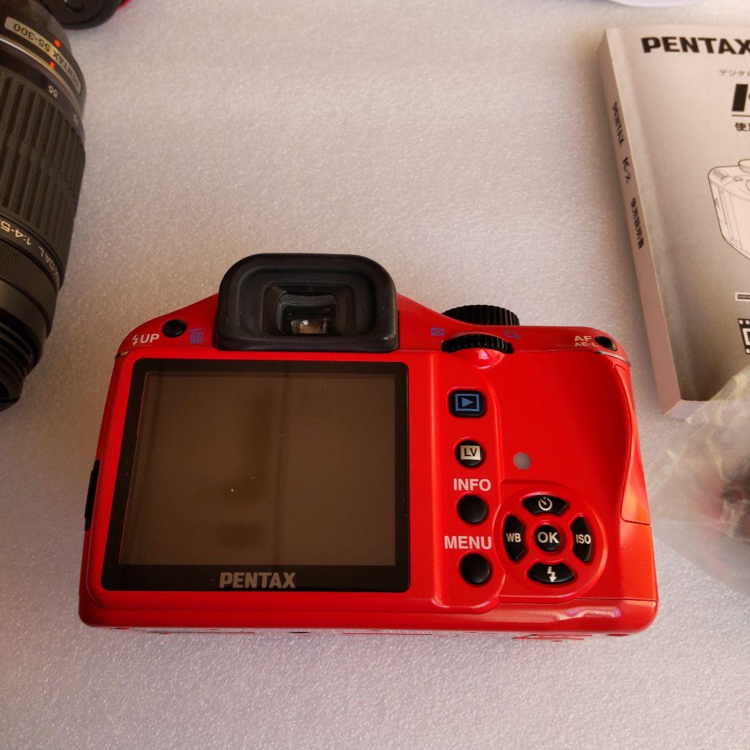 綺麗なレッド色の美品です。PENTAX K-x デジタル一眼レフカメラ