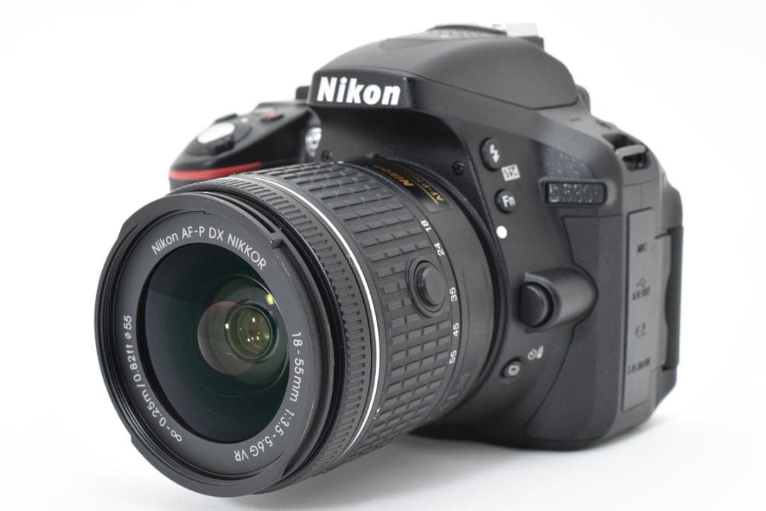 ほぼ新品 Nikon D5300 18-55 S数6773回 72