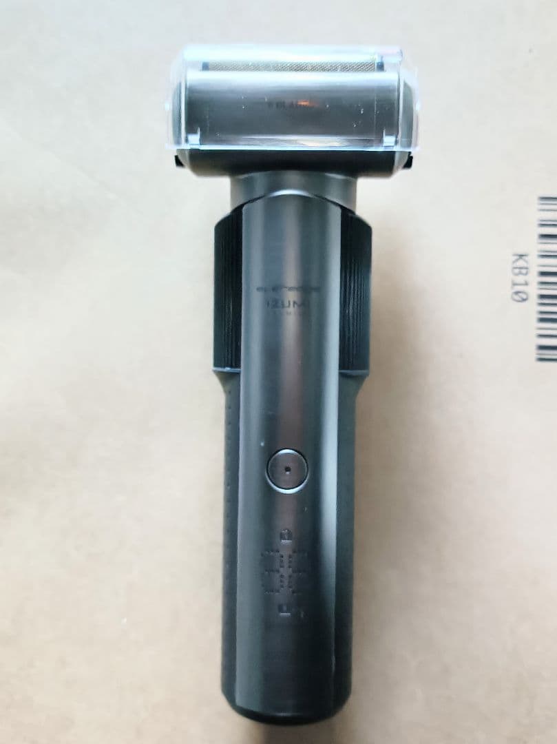 IZUMI IZF-E863R-S everedge 電動シェーバー 保証残有