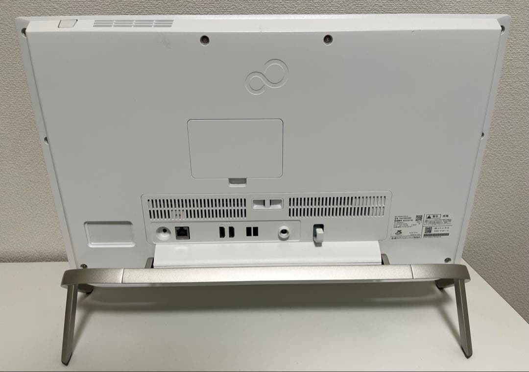 訳あり　FMV Core i5 一体型PC Officeカード付　ほぼ未使用