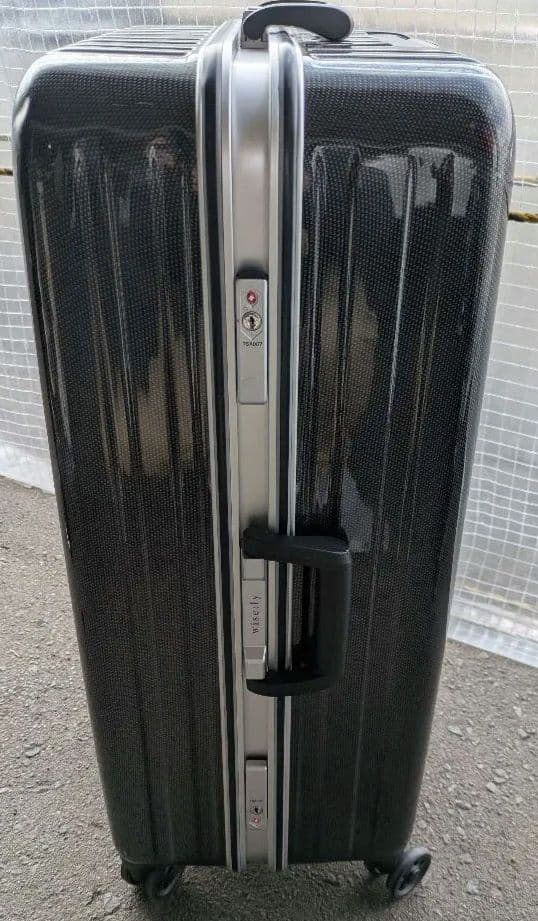 旅行カバン　キャスターつき　中古品