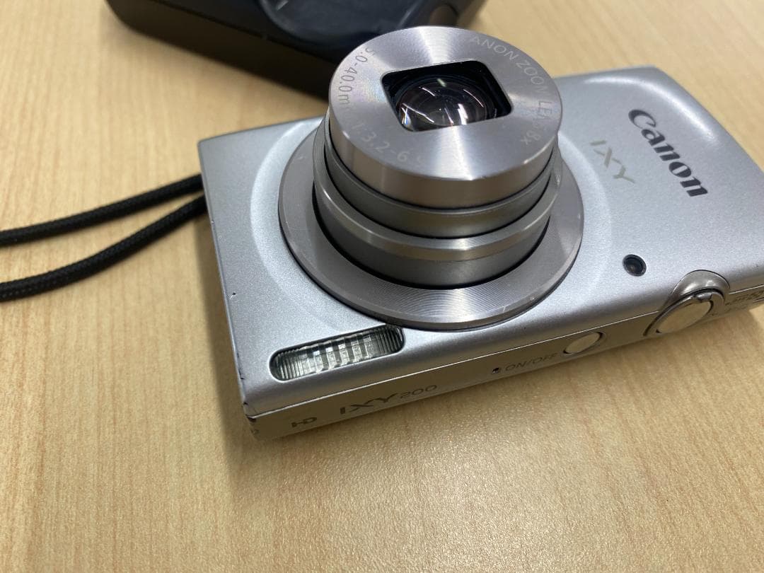 IXY 200　カメラ