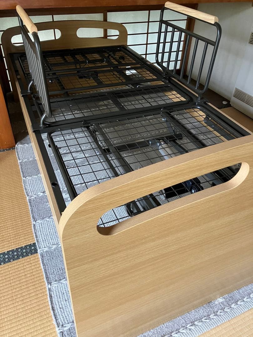 【美品】ニトリ 電動ベッド ライトブラウン 2モーター フラットヘッドボード