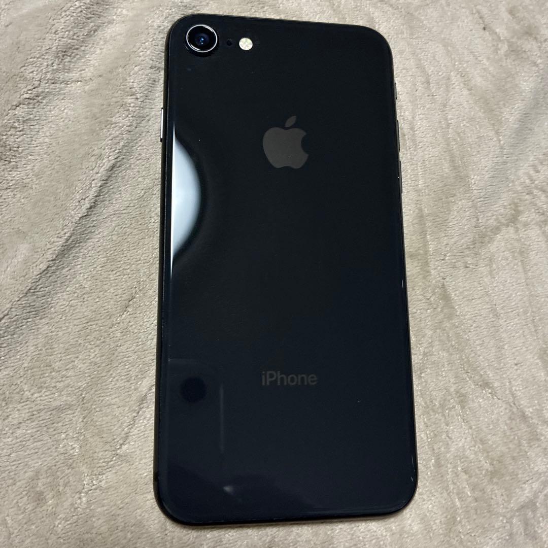 スマートフォン本体 iPhone8 64GB 86%