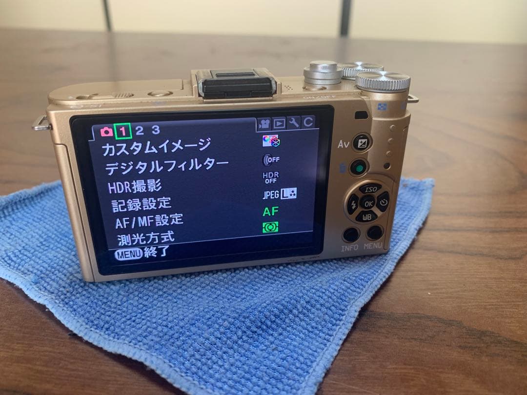 PENTAX Q-S1 ダブルズームキット シャンパンゴールド