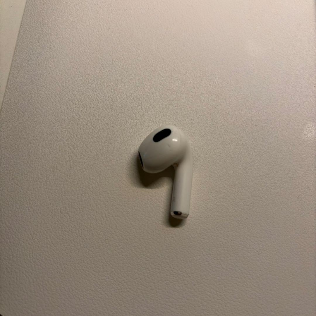 Apple AirPods 3 第3世代
