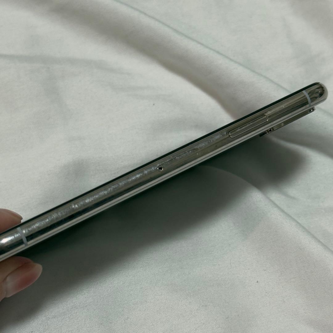 iPhone XS 512GB シルバー au版SIMロック解除済