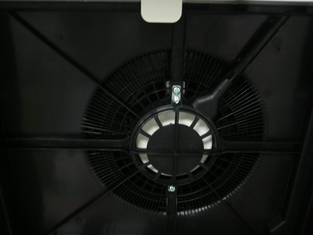 箱はボロボロです　未使用TOSHIBA 　空気清浄機　 CAF-Ｎ35　値引不可