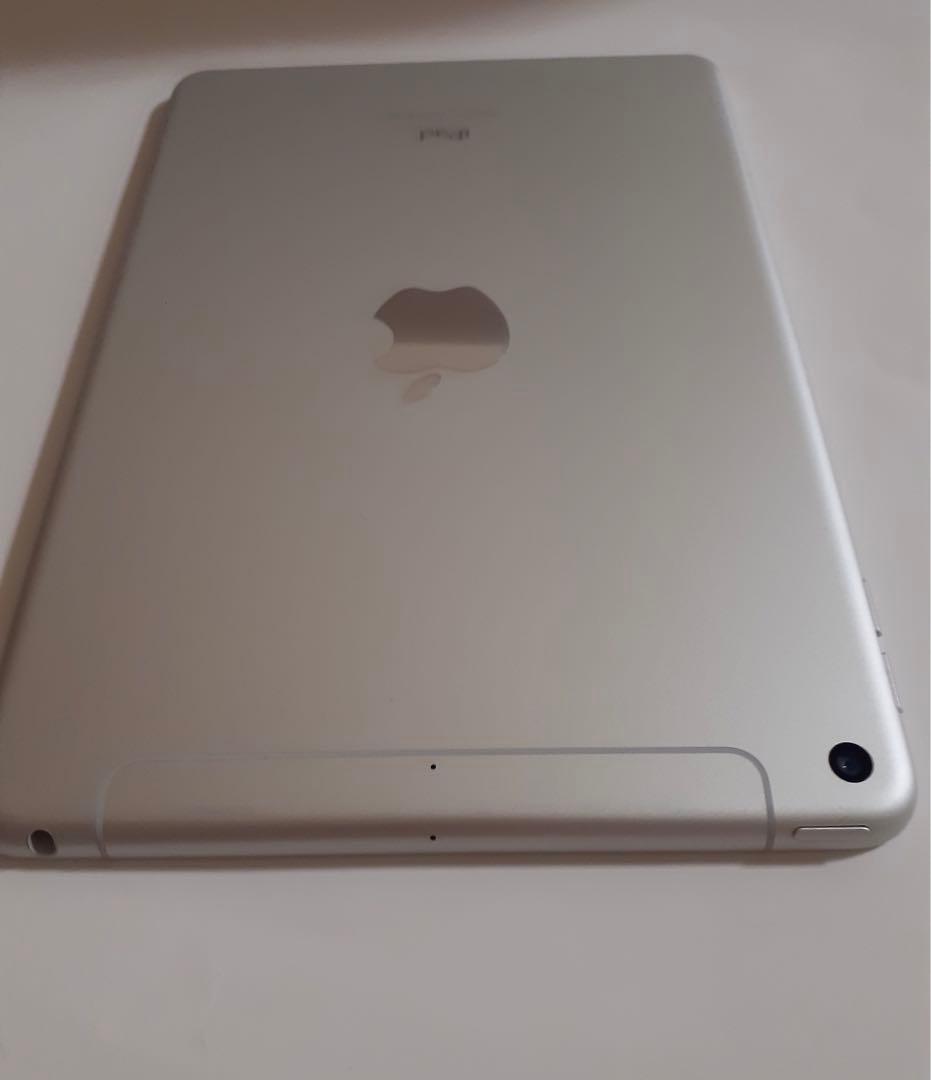iPad mini5 64GB Wi-Fi + cellular シルバー