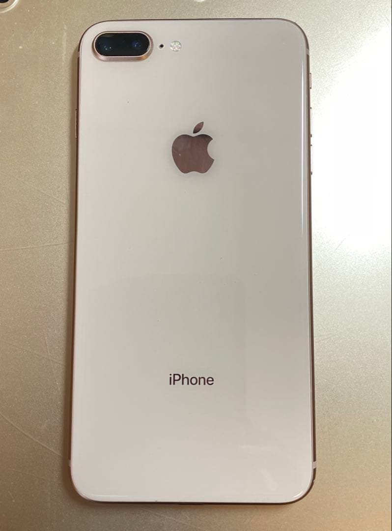 iPhone 8Plus 256GB SIMフリー