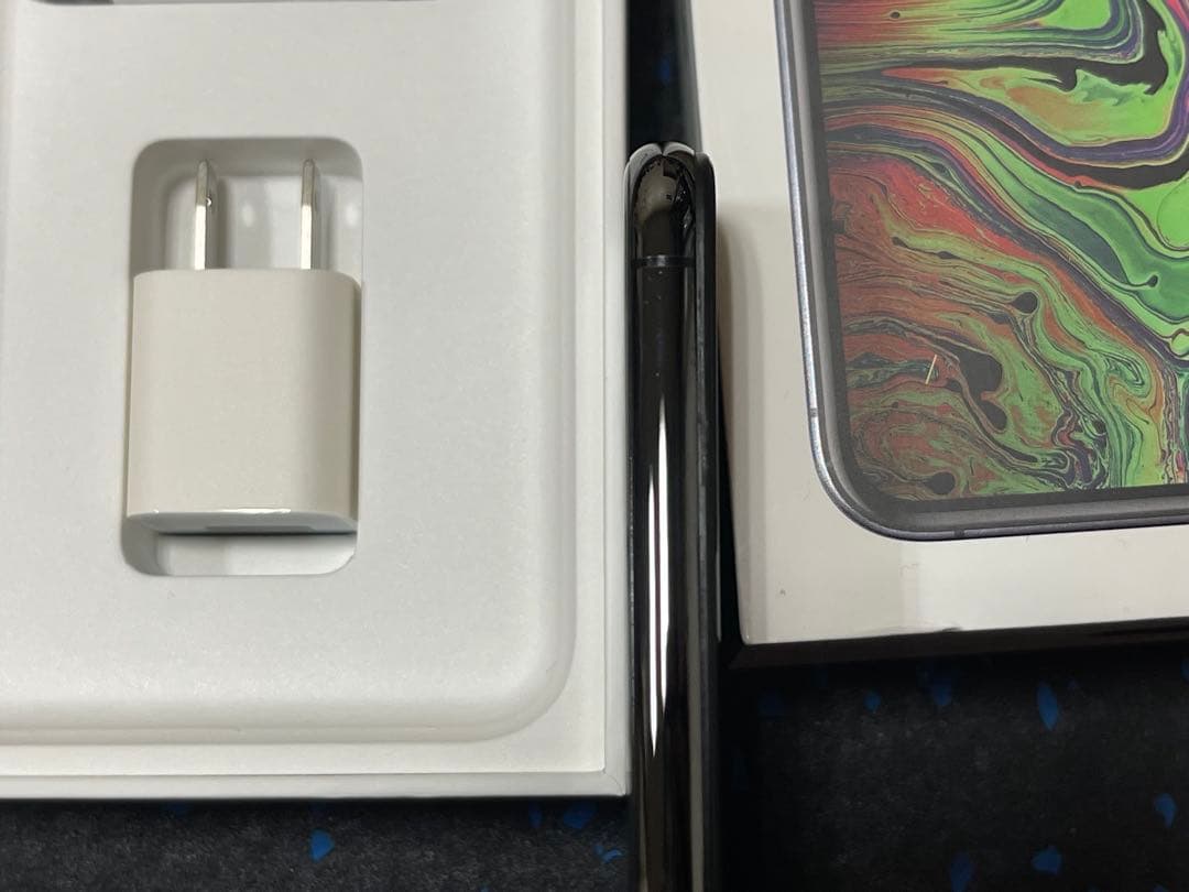 iPhone XS MAX 256GB 社外品パネルに交換済み