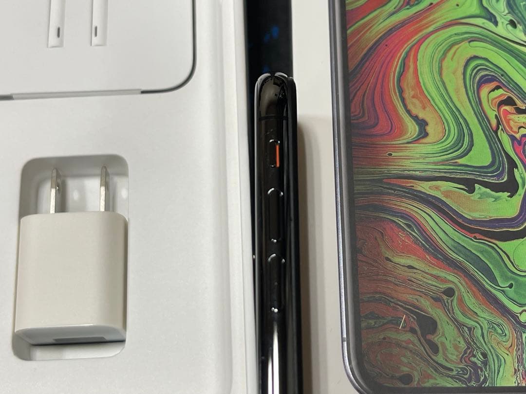 iPhone XS MAX 256GB 社外品パネルに交換済み