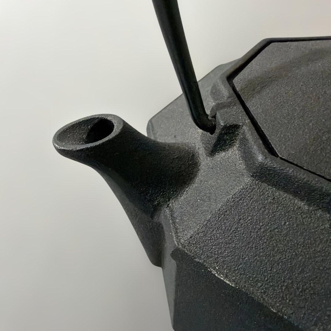 OIGEN 及源 盛栄堂 小型 八角急須 0.8L南部鉄器 鉄鋳物 瓶敷付き