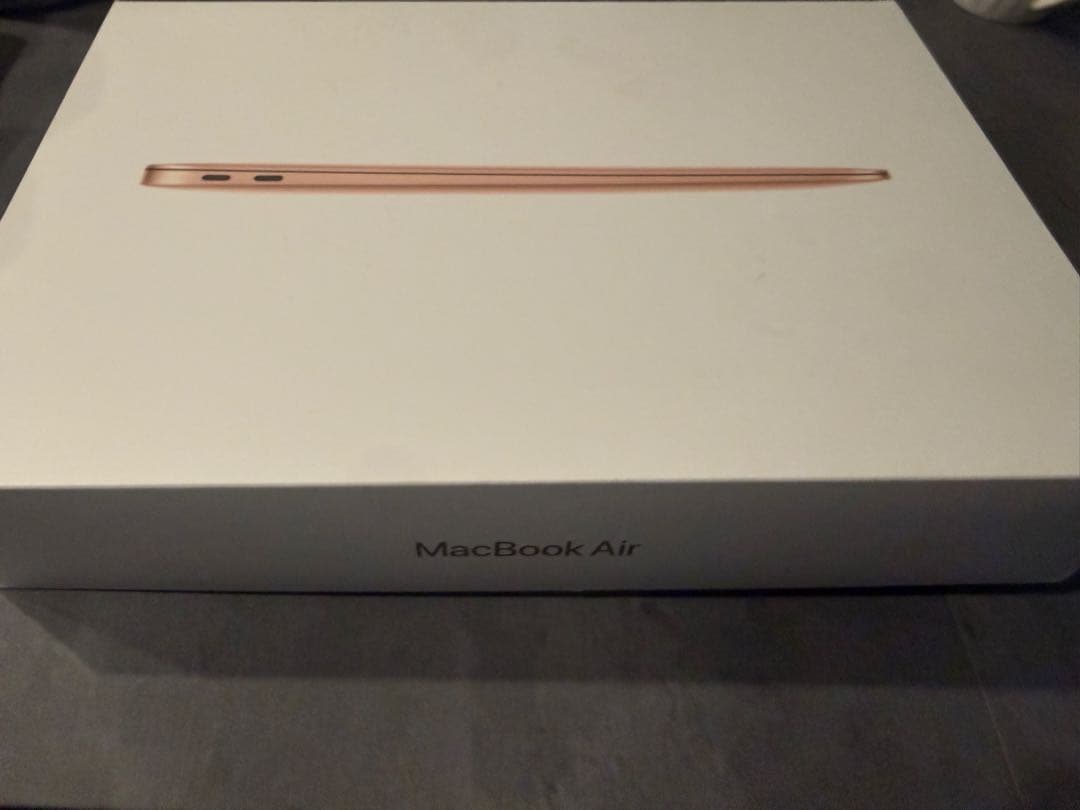 美品　大量おまけ付き　MacBook Air 13-inch 2020 i5