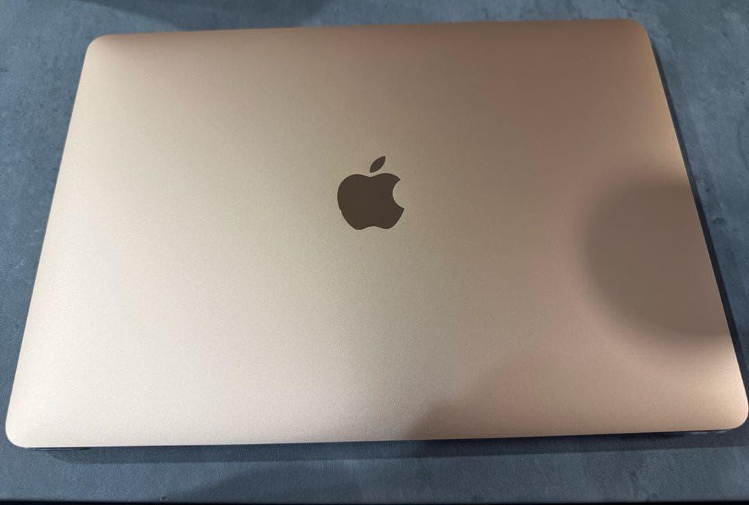 美品　大量おまけ付き　MacBook Air 13-inch 2020 i5