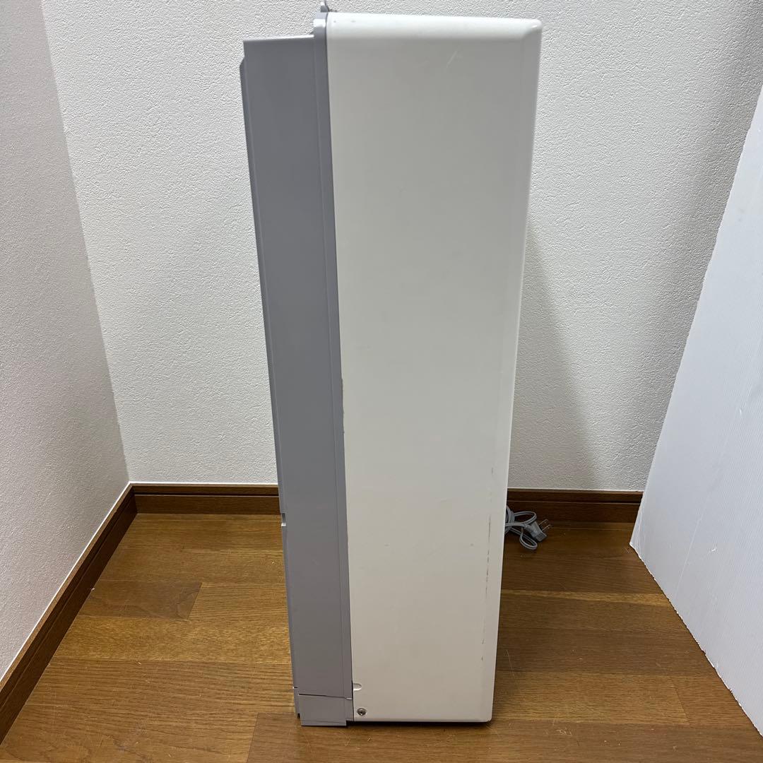 コロナルームエアコンウインド形冷房専用 型式CW-1617