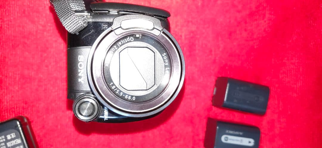 美品！SONY HDR-XR520V ハイビジョン HDDビデオカメラ