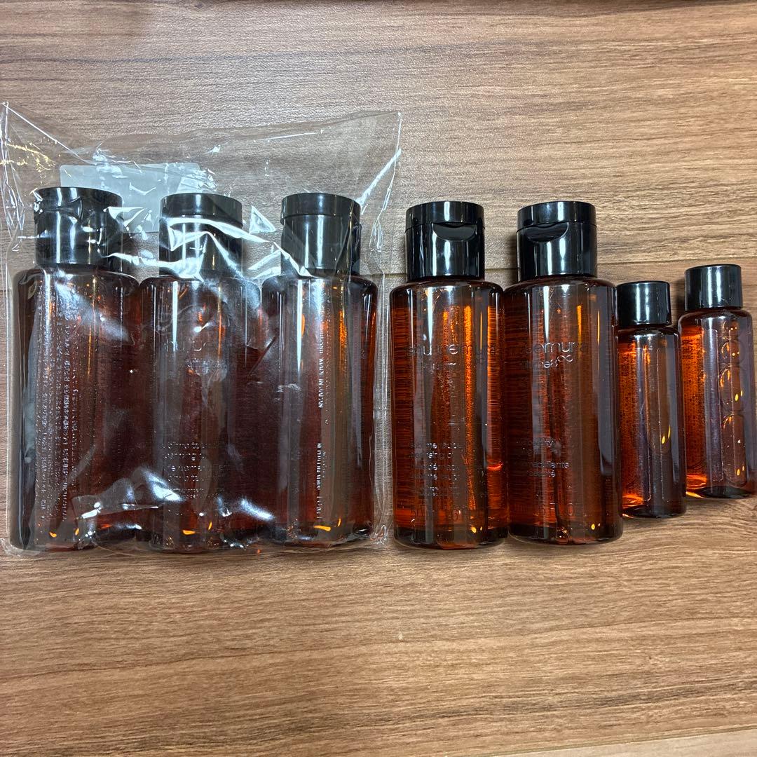 shu uemura クレンジングオイル 50ml×5 15ml×2 ポーチ付き