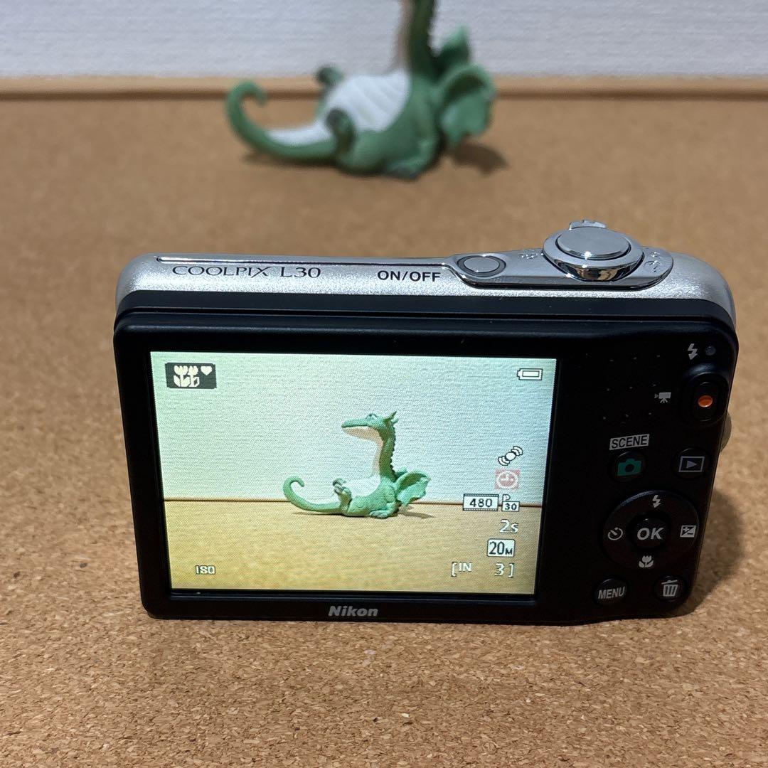 [美品] Nikon COOLPIX L30 動作確認済み 単三電池式