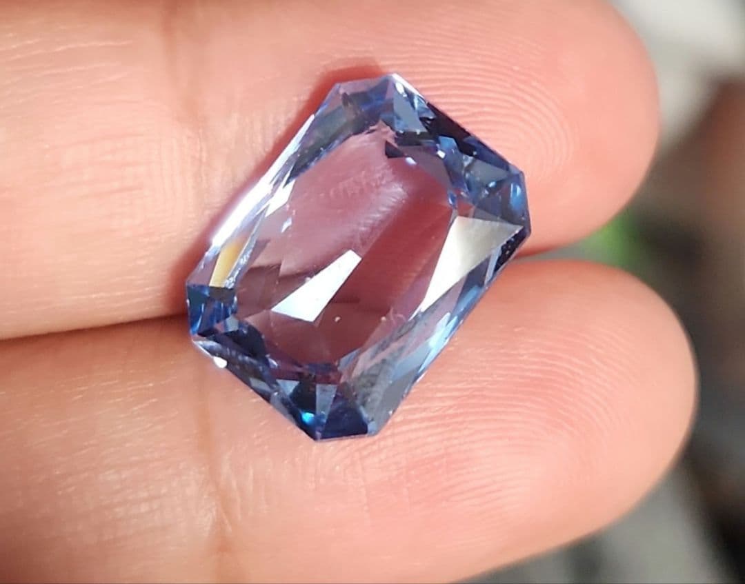 特大ブルースピネル ルース 12.045ct
