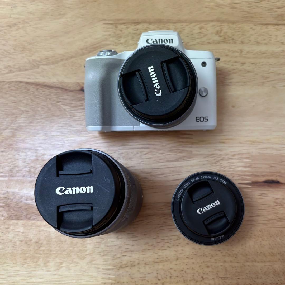 Canon EOS Kiss M2 ダブルズームキット 単焦点レンズ付き