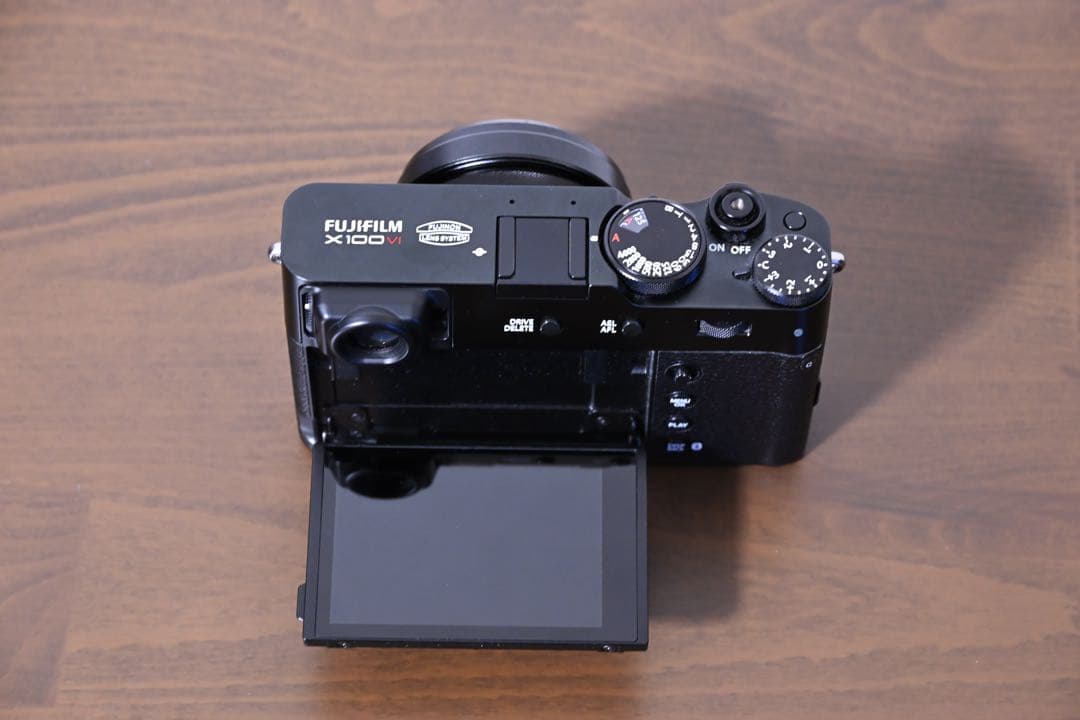 FUJIFILM X100VI　ブラック