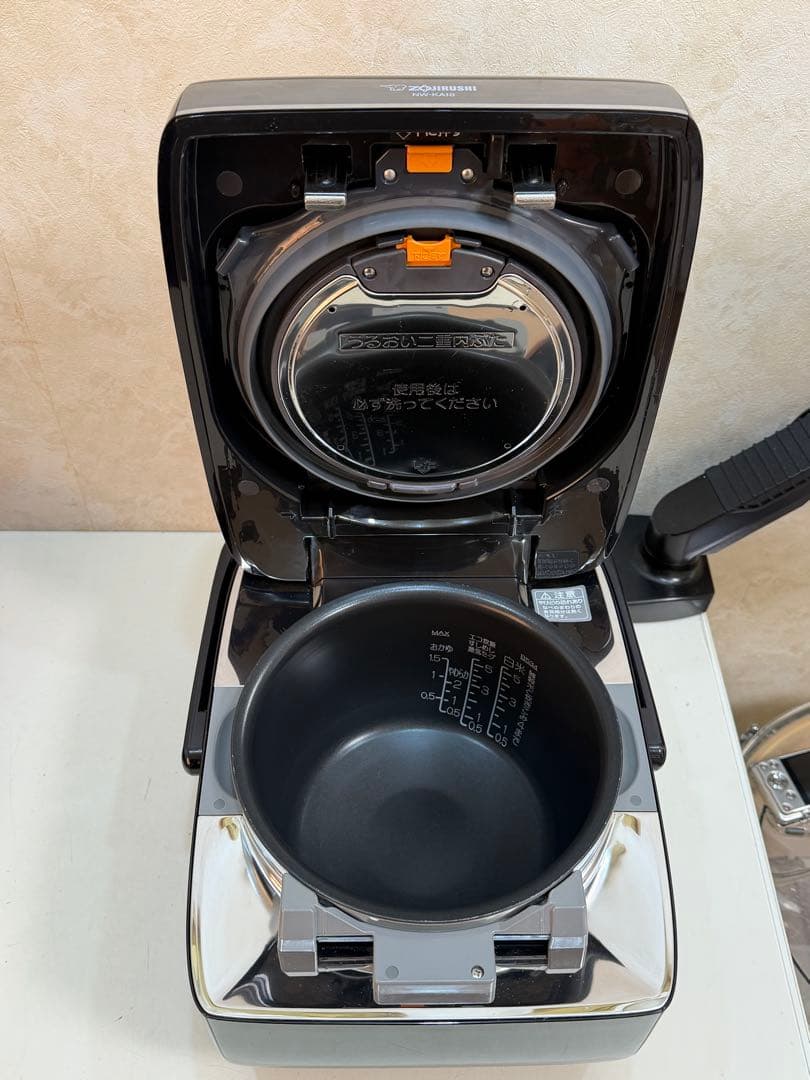 ZOJIRUSHI NW-KA10 2020年製 圧力IH炊飯ジャー 炊飯器