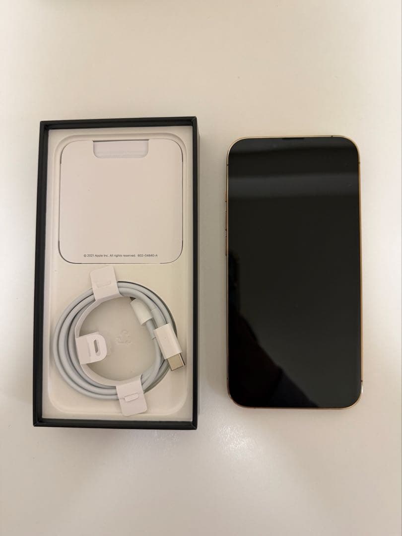 【美品】iPhone 13 Pro (128GB) バッテリー92%