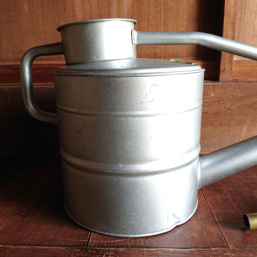 金属製じょうろ シルバー