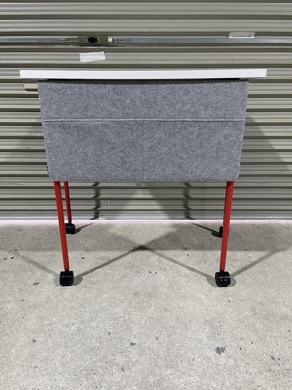 【美品】オカムラ　スプリント　MT40AB MHF1　5台　スタッキングテーブル