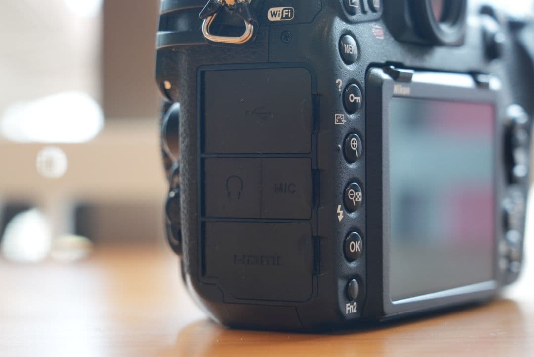 【NIKON】D500 実用品 シャッター回数約78,000回