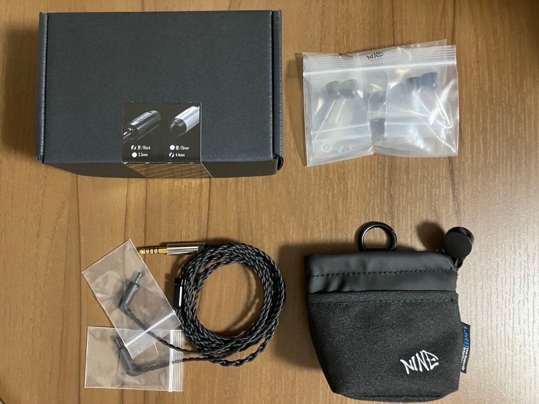 【ほぼ新品】YU9 Audio 404 Not Found 黒 4.4mm