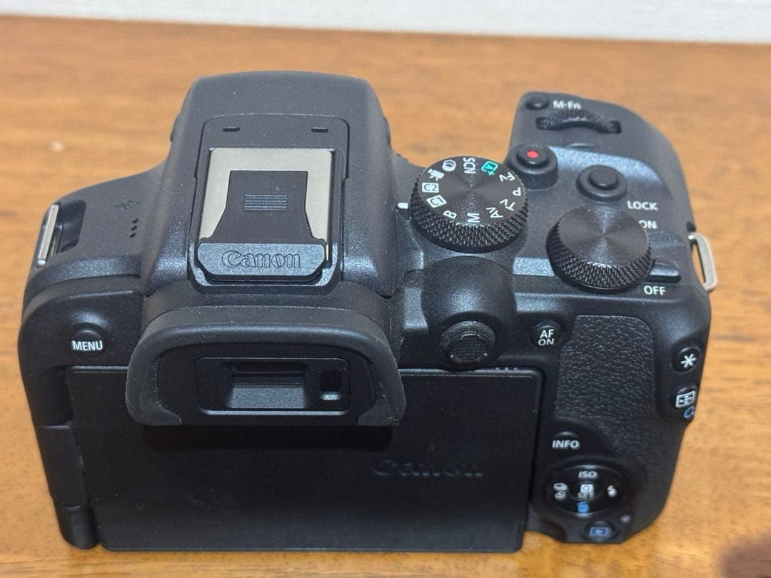 EOS R10 RF-S18-150 IS STM レンズキット