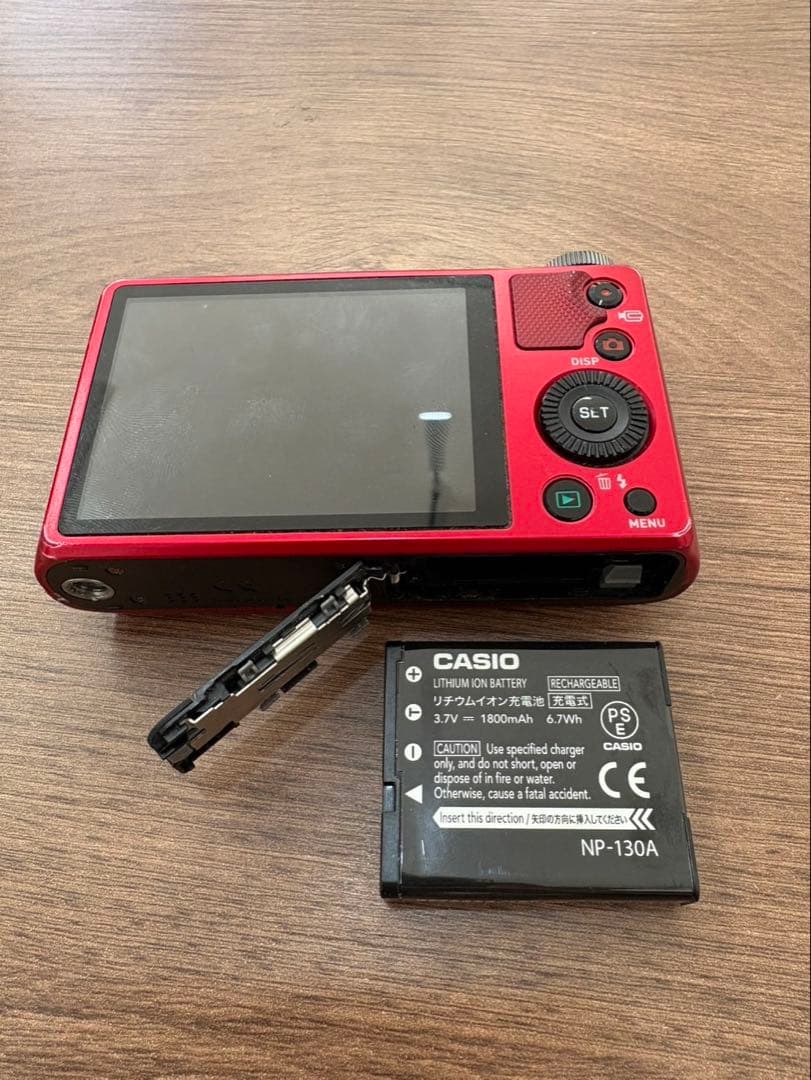 じ*た様 ◇CASIO EXILIM & HS コンパクトデジタルカメラセット