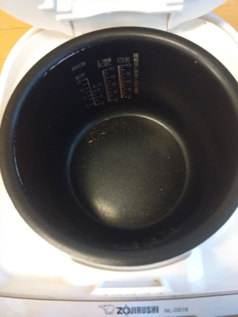 象印 炊飯器 1升 極め炊き 黒厚釜 NL-DS18 　22年製