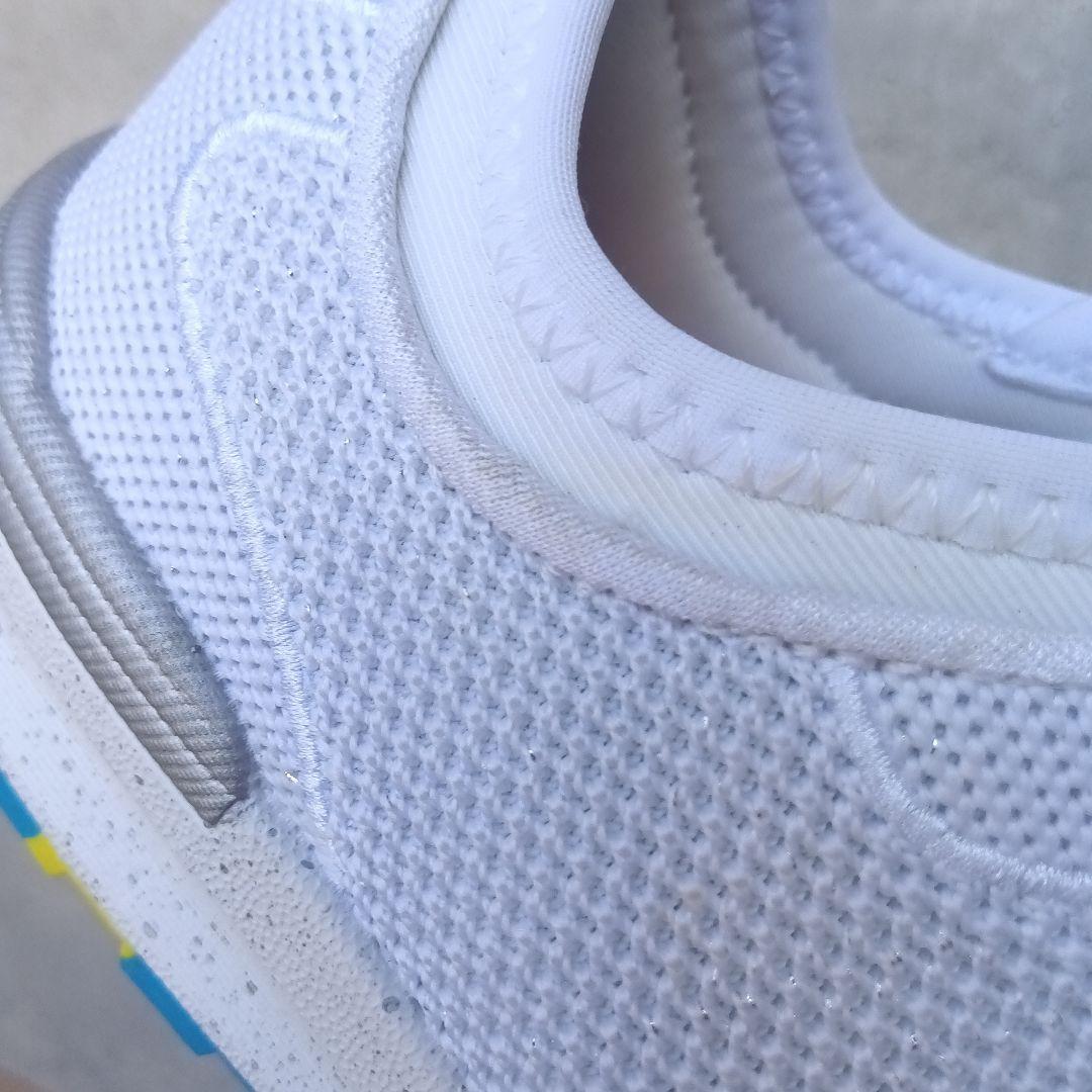 【試着程度】SKECHERS スケッチャーズ安全靴 先芯入り ラメ 24 白